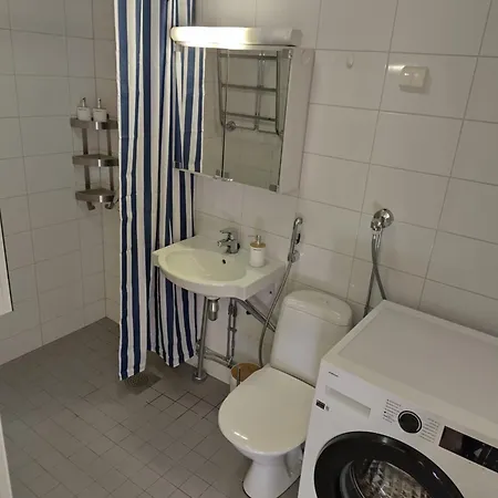 300m From Metro Matinkylae Apartment *