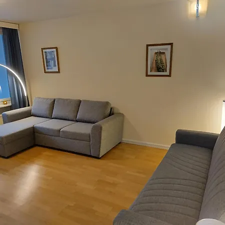 300m From Metro Matinkylae Apartment